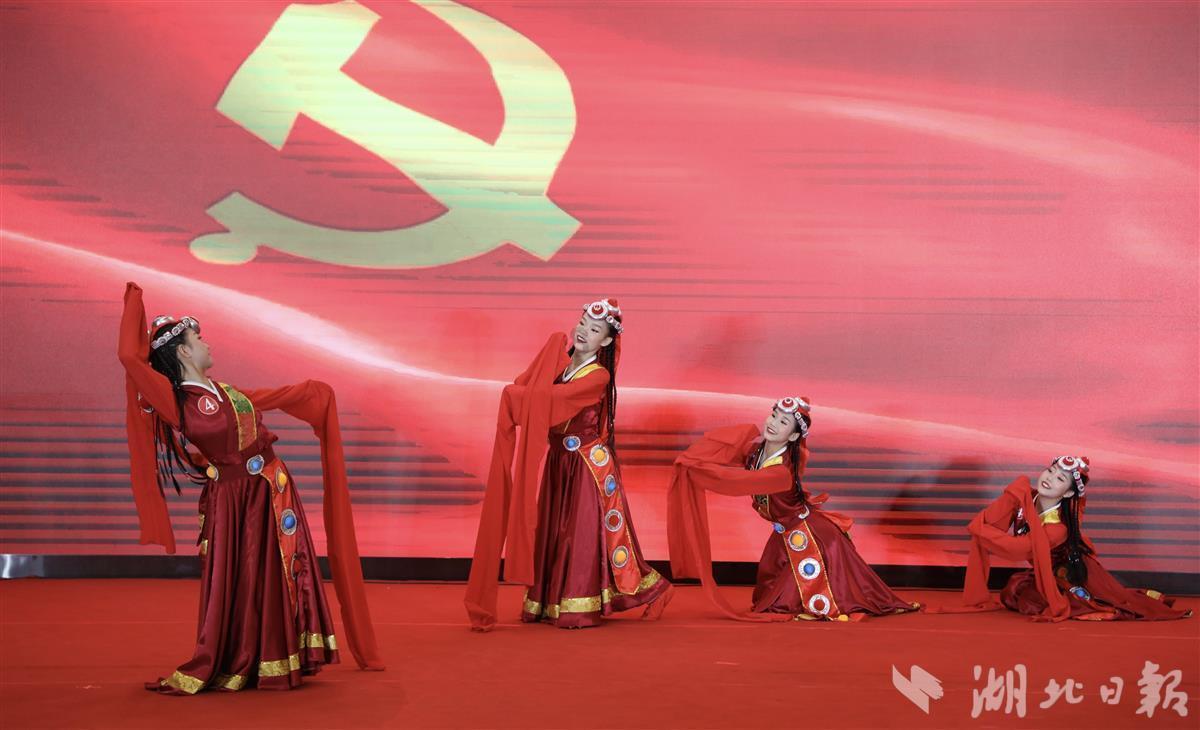 时尚公主做美甲